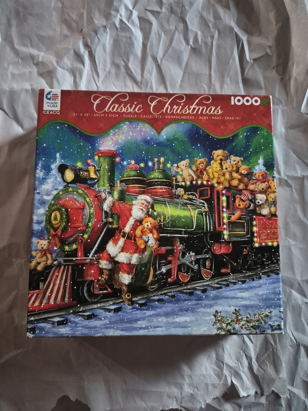 Ceaco Classic Christmas 1000-Piece Jigsaw Puzzle - Green & Red